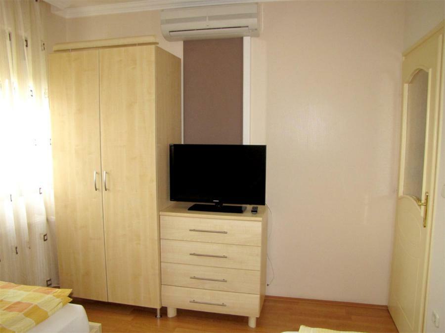 Szegfu Apartman Villa Hajdúszoboszló Exteriör bild